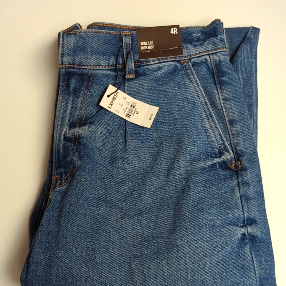 New Express Wide Leg High Rise Jeans.